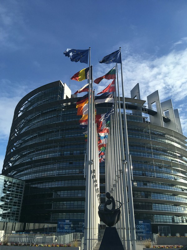 1553 commission-européenne-budget-2025